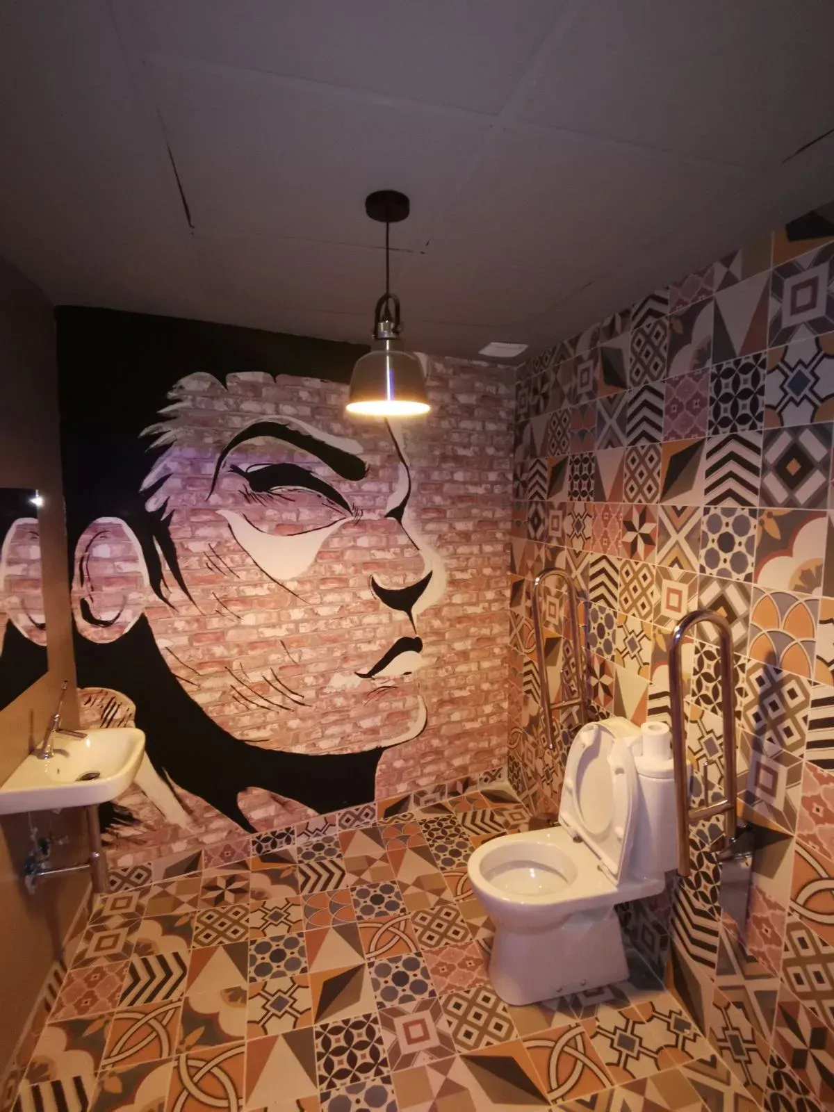 Interior de restaurante reformado en Madrid