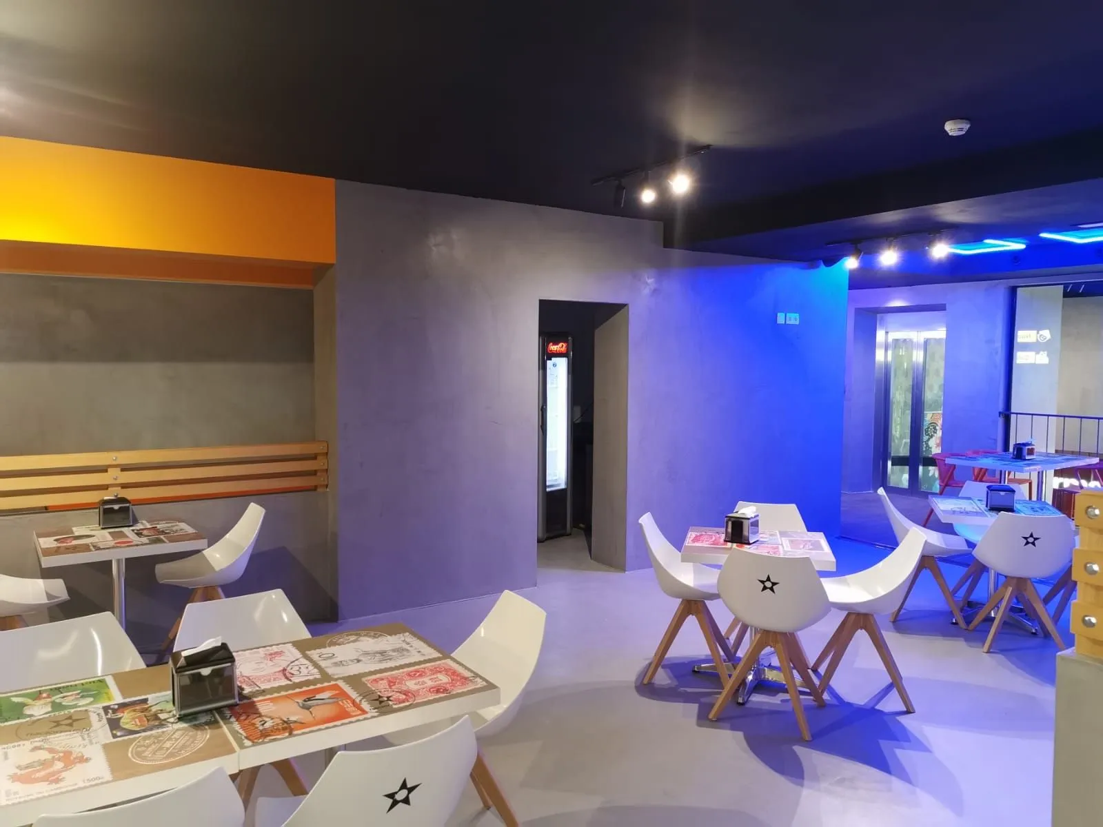 Acabados de restaurante reformado en Madrid